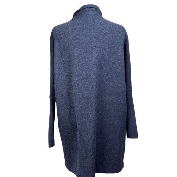 Eileen Fisher merino wool coat, black, minimalist, timeless, sustainable - Picture 3 of 6